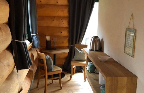 Siefersheim Apartment | Chalet 4 - Swiss stone pine house - - Seyberth's Chalet