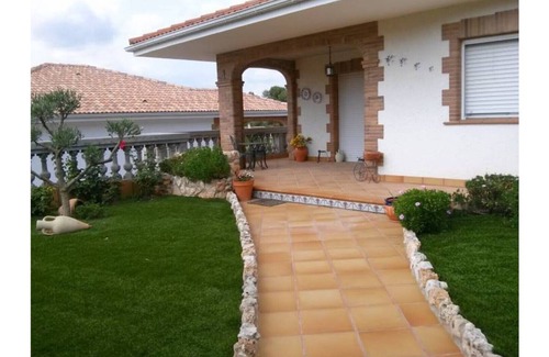 Canaletes Ski Chalet | CHALET AMPARO - Cabrera de Anoia