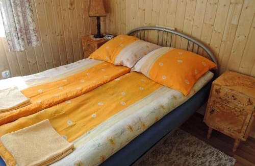 Wiselka House | Chalet by Baltic Sea near Wiselka Lake