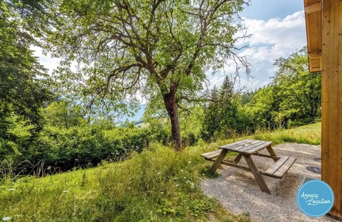 Rovagny Ski Chalet | Chalet Chenavan – Secluded Retreat in the Heights of Talloires