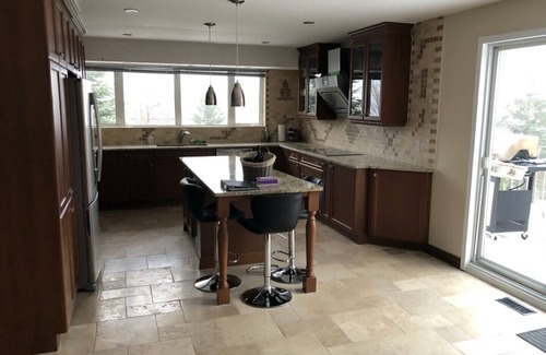 Sainte-Ann-des-Lacs Cottage | Chalet Divin #076 with inside pool