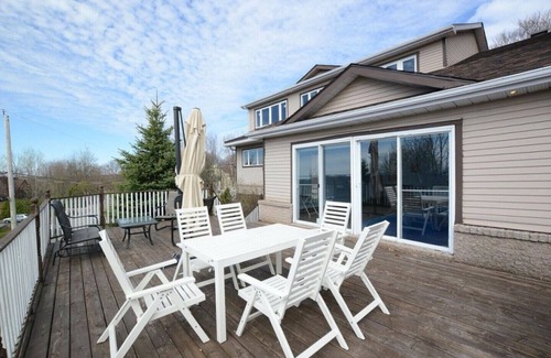 Sainte-Ann-des-Lacs Cottage | Chalet Divin #076 with inside pool