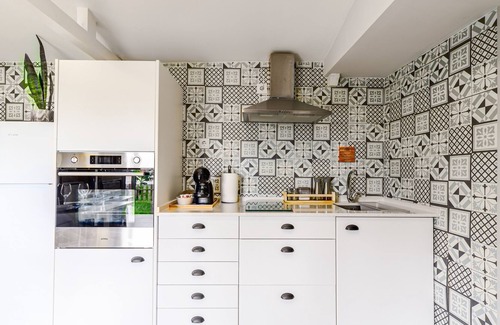 Palmela Ski Chalet | Chalet "Do Vale" with Shared Pool, Private Terrace & Wi-Fi