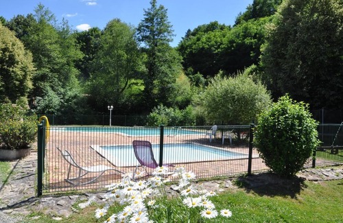 Payzac Ski Chalet | Chalet 'Du Moulin Du Châtain 1' with Shared Pool, Private Terrace and Shared Garden