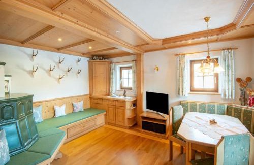 Hochfilzen House | Chalet in Hochfilzen by Ski Piste