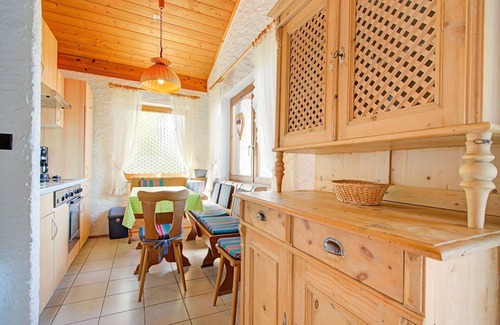 Iselsberg-Stronach Ski Chalet | Chalet in Iselsberg Stronach with a view of the Dolomites