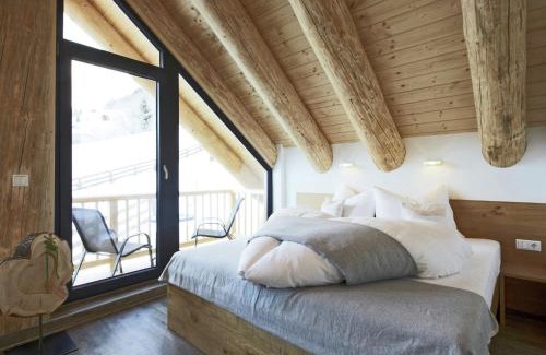 Ladis Ski Chalet | Chalet in Ladis by Ski Slope & Sonnenbahn