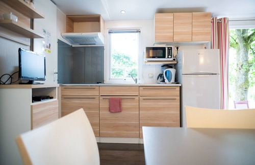 Olloy-sur-Viroin Ski Chalet | Chalet in Olloy-sur-Viroin with Patio