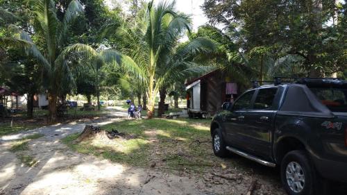 Kuala Kangsar House | Chalet Kampong Semawar