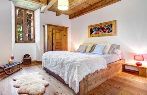 Les Clefs Ski Chalet | Chalet Ladroit - OVO Network