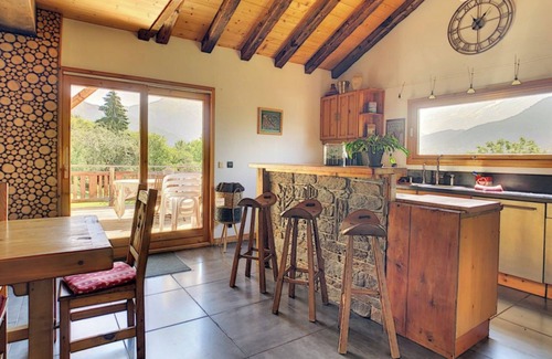 Plateau-d'Assy Ski Chalet | Chalet Les Fiz with Mountain View, Jaccuzi & Wi-Fi