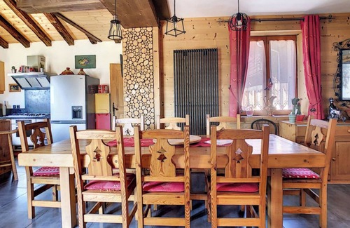 Plateau-d'Assy Ski Chalet | Chalet Les Fiz with Mountain View, Jaccuzi & Wi-Fi