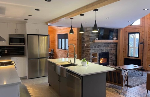 Amherst Ski Chalet | Chalet Lunord - Lake View and Access - Spa - Near Mont Tremblant