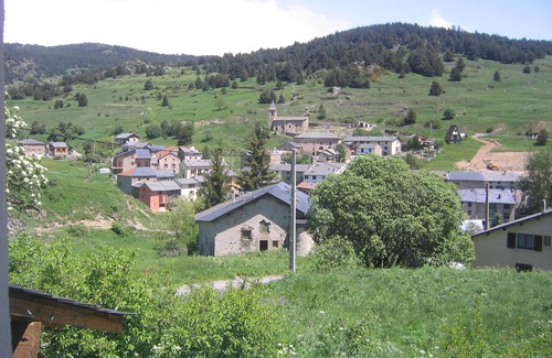 Puyvalador Ski Chalet | CHALET MOUNTAIN SKI RESORT NEAR PUYVALADOR ANGLES