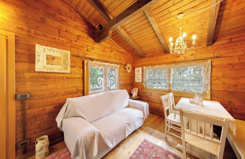 Forno di Zoldo Ski Chalet | Chalet 'Orserose Al Vant' with Mountain View, Shared Terrace and Wi-Fi