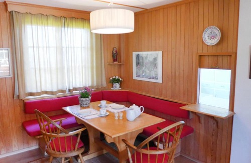 Aeschi bei Spiez Ski Chalet | Chalet Panoramablick by Interhome