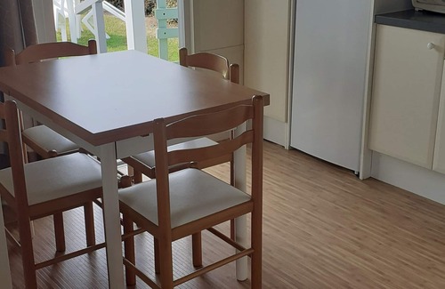 Grandcamp-Maisy Ski Chalet | chalet près des plages du débarquement