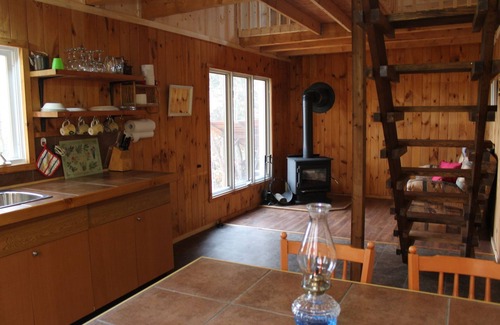 Sainte-Beatrix Cabin | Chalet Refuge- Le Mélilot