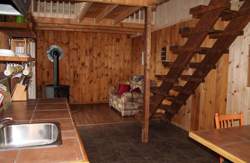 Sainte-Beatrix Cabin | Chalet Refuge- Le Mélilot