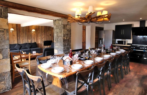 Montgenevre Ski Chalet | CHALET SLEEPS 18 POOL JACUZZI CINEMA ROOM SLOPE AND MOUNTAIN VIEWS
