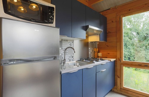 Plouegat-Moysan Ski Chalet | Chalet 'Ty Koad' with Shared Terrace and Shared Garden