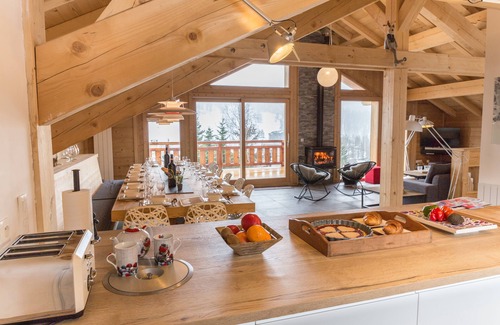 Montgenevre Ski Chalet | Chalet Vail Colorado Montgenevre - ideal 14 to 20 people - village center