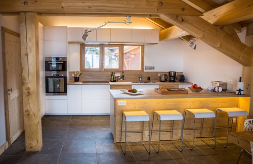 Montgenevre Ski Chalet | Chalet Vail Colorado Montgenevre - ideal 14 to 20 people - village center