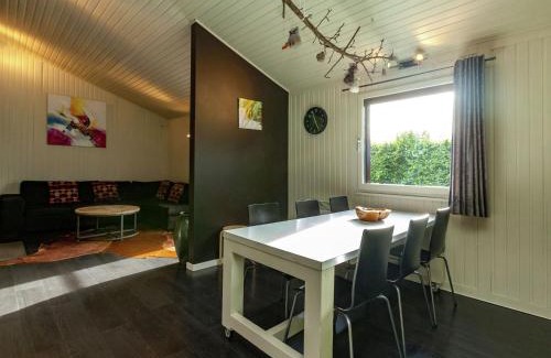 Wirtzfeld House | Chalet Vert in Bullange with Jacuzzi