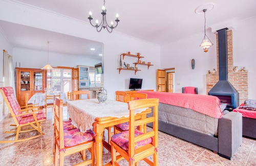 Benifayo Villa | Chalet "Villa Bonavista" with Pool and Wi-Fi