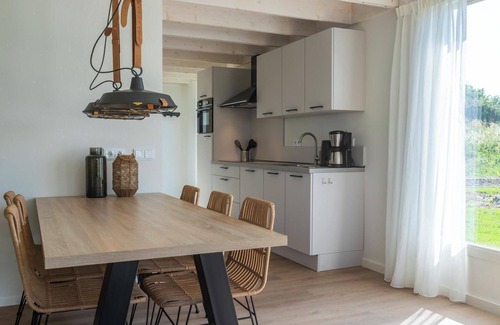 Cadzand-Bad House | Chalet with 3 bedrooms, bathroom and veranda