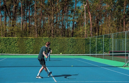 Lochem House | Chalet with an open-plan kitchen and dishwasher