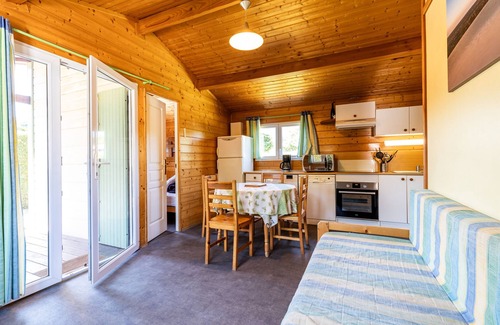 Lanton Ski Chalet | Chalet Yoya in Lanton – Comfort, Tranquility and Nature on the Bay
