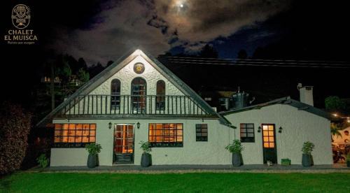 Suesca Ski Chalet | ChaletElMuisca RaicesQueAcogen