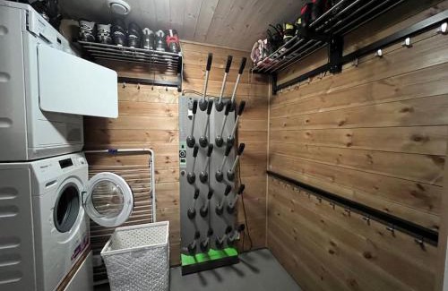 Myrkdalen House | ChaletMons, stor trivelig leilighet i Myrkdalen