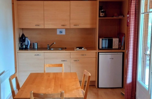 Tuchan Ski Chalet | Chalets & Bed & Breakfast for rent Up to 6 people