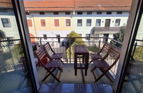 Emertsham Apartment | Chaletwohnung vor den Toren des Chiemgaus