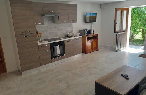 Pellevoisin Villa | Chaleureuse longère-4 chb-jardin- wifi- 3 étoiles