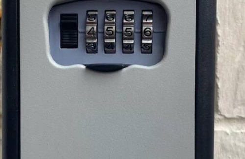 Saint-Quentin Apartment | Chaleureux et convivial