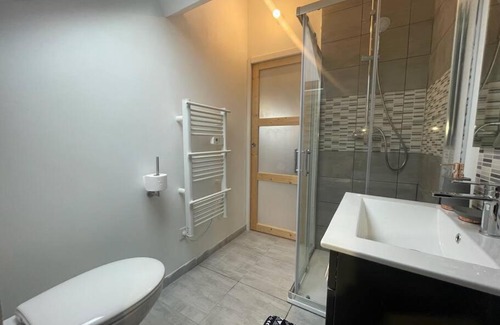 Saint-Quentin Apartment | Chaleureux et convivial