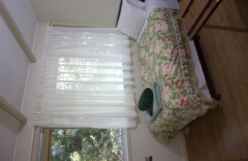 Lake Eacham Cabin | Chambers Wildlife Rainforest Lodges