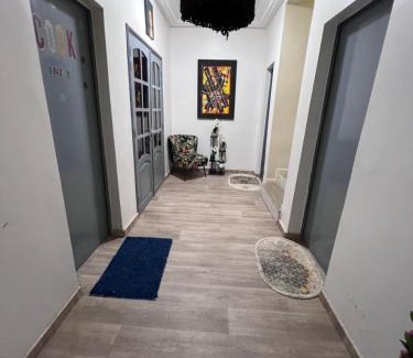 Yof House | Chambre Élégante dans une villa