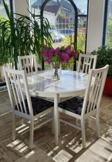 Velizy-Villacoublay Bed & Breakfast | Chambre 2 Vue sur le jardin