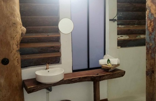 Saint-Louis Cabin | Chambre Atypique Chez L Habitant Breakfast on request