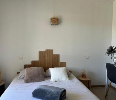 Vertou House | Chambre By Kastella