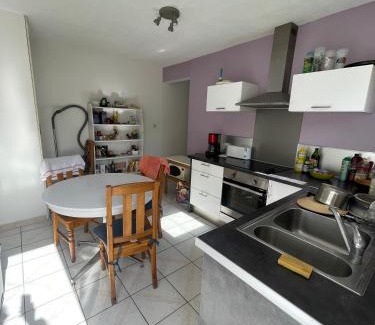 Decre-Cathedrale House | Chambre colocation Lit mezzanine