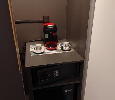 Cellettes House | Chambre confort bien située