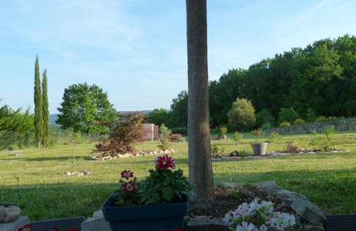 Queyssac-les-Vignes Bed & Breakfast | Chambre d'hôtes du Pilou