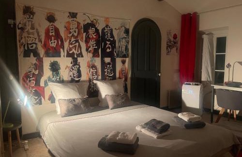 La Valette-du-Var House | Chambre d'Hôtes Kyoto et SdB privée dans une Bastide du XVIIe Siècle