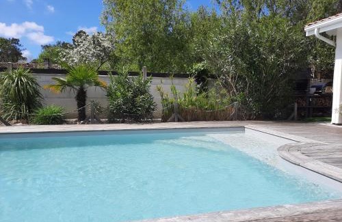 Le Teich Bed & Breakfast | Chambre d'hôtes La Perla du Teich, piscine chauffée