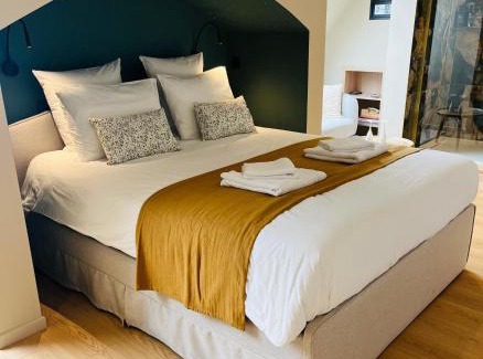 Templeuve Bed & Breakfast | Chambre d'hôtes Stellina Bed&Breakfast avec vue sur jardin arboré